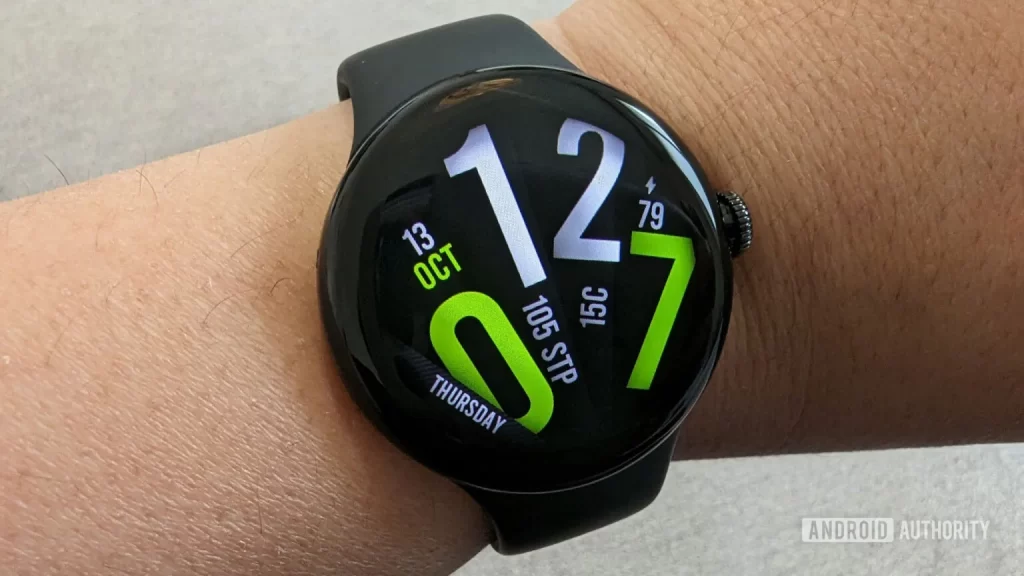 Wear OS 5 杀死了 Facer 表盘，但 Wear OS 6 将让它们重获新生