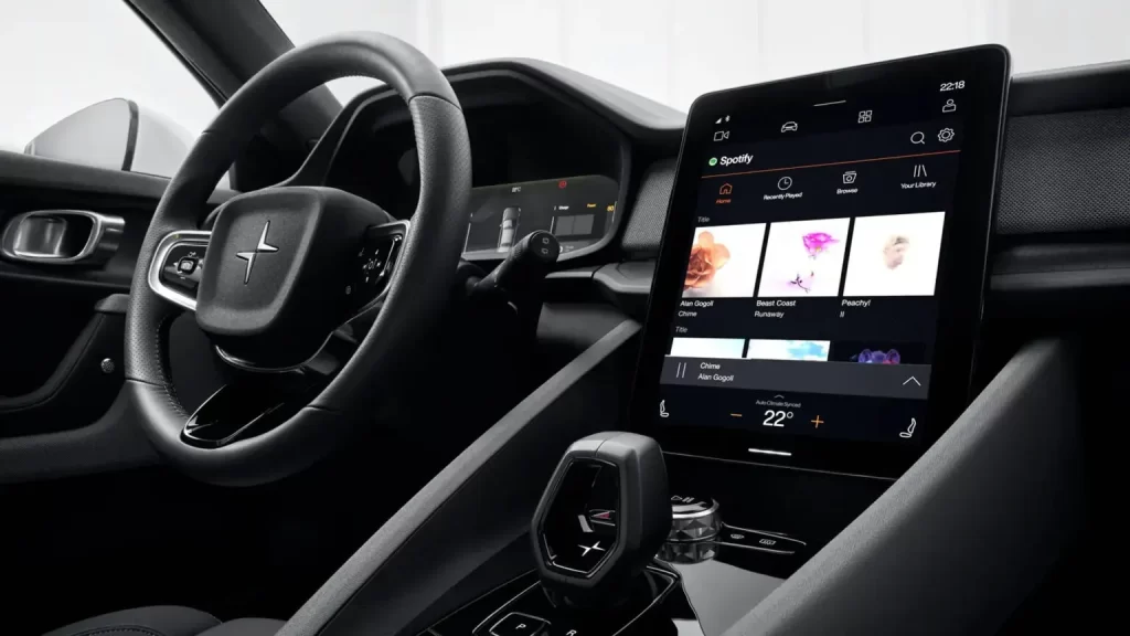 Android Automotive 现在允许应用在你的汽车主屏幕上显示外卖订单状态等信息。