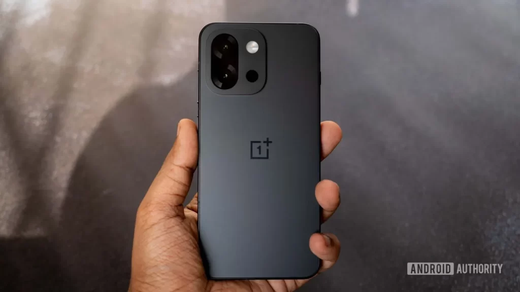 OnePlus 13s 首发搭载连 Pixel 都没有的 Gemini 功能