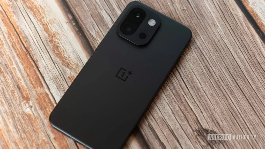 OnePlus 13s 首发搭载连 Pixel 都没有的 Gemini 功能