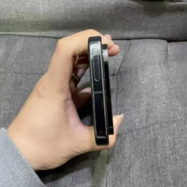 Pixel 10 Pro 原型机曝光，搭载 Tensor G5 相关信息