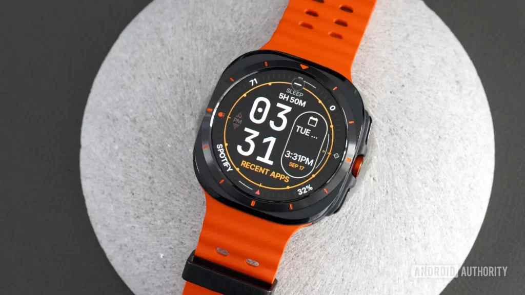 One UI 8 Watch 测试版彻底革新了 Galaxy Watch 的磁贴设计