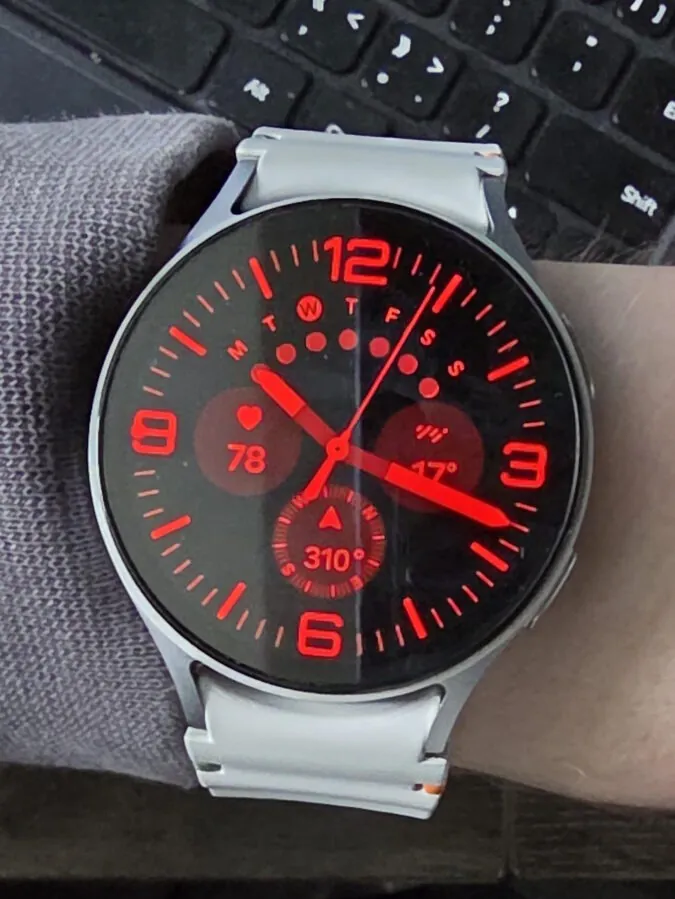 你现在可以在旧款 Galaxy Watch 上安装 Galaxy Watch Ultra 专属表盘 — 操作方法如下