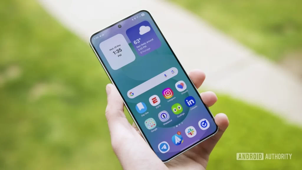 Galaxy S25 用户，你们需要再多等一段时间才能迎来稳定版 One UI 8 更新