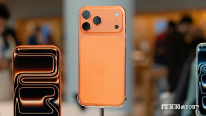 随着苹果逼近 2025 年销量榜首，三星面临迄今为止最大威胁