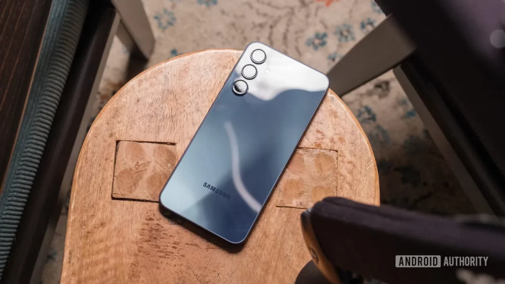 猜一猜：上季度全球最畅销的安卓手机是哪款？