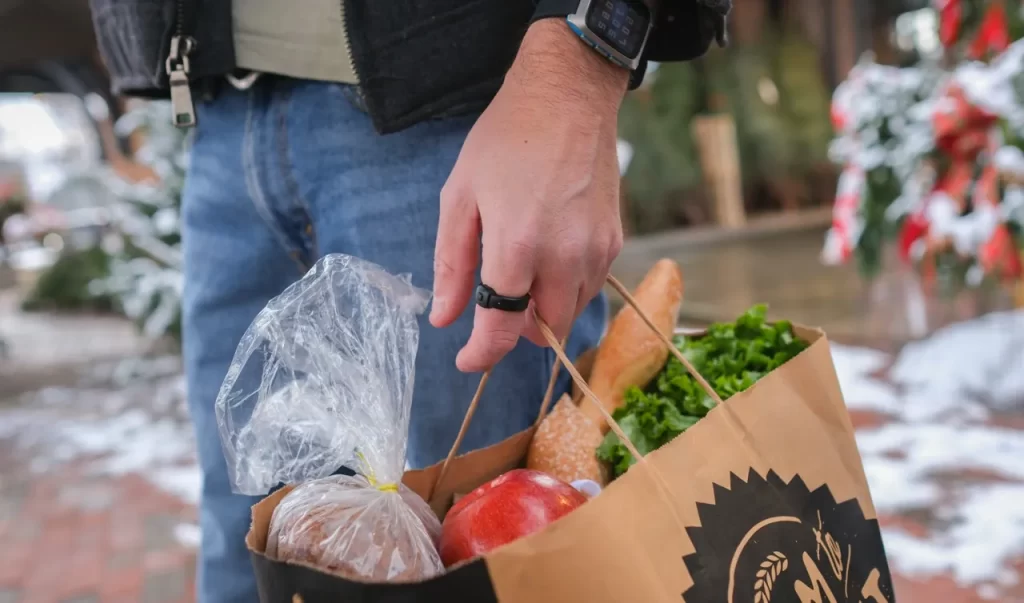 Pebble 的新可穿戴设备希望你重新思考“智能戒指”应具备的功能